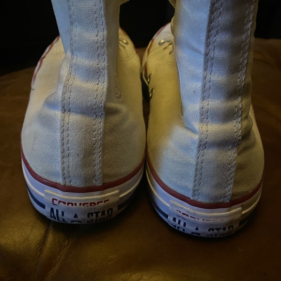 White converse sneakers size 8 - Picture 5 of 15